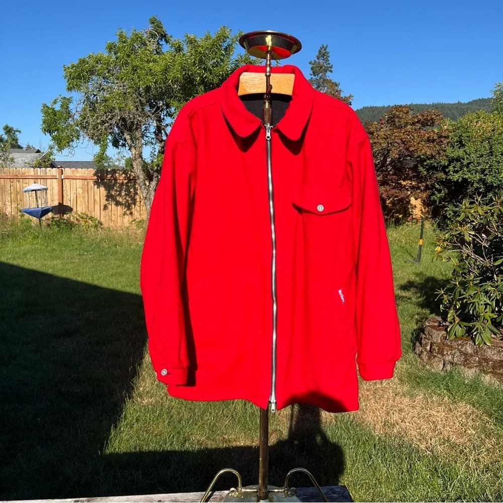 MARLBORO ~ Reversible Wool Men’s Red and Black Zip Jacket with Logo and Pockets - Picture 2 of 15